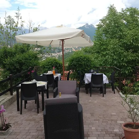 Belvedere Le Grigne Couette-café